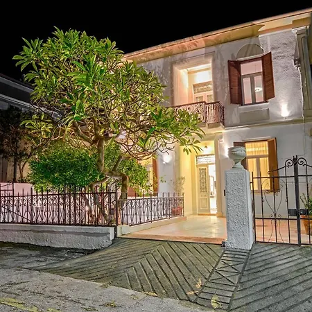 Arhondiko Apartment Vs Rhodes Town Родос Экстерьер фото